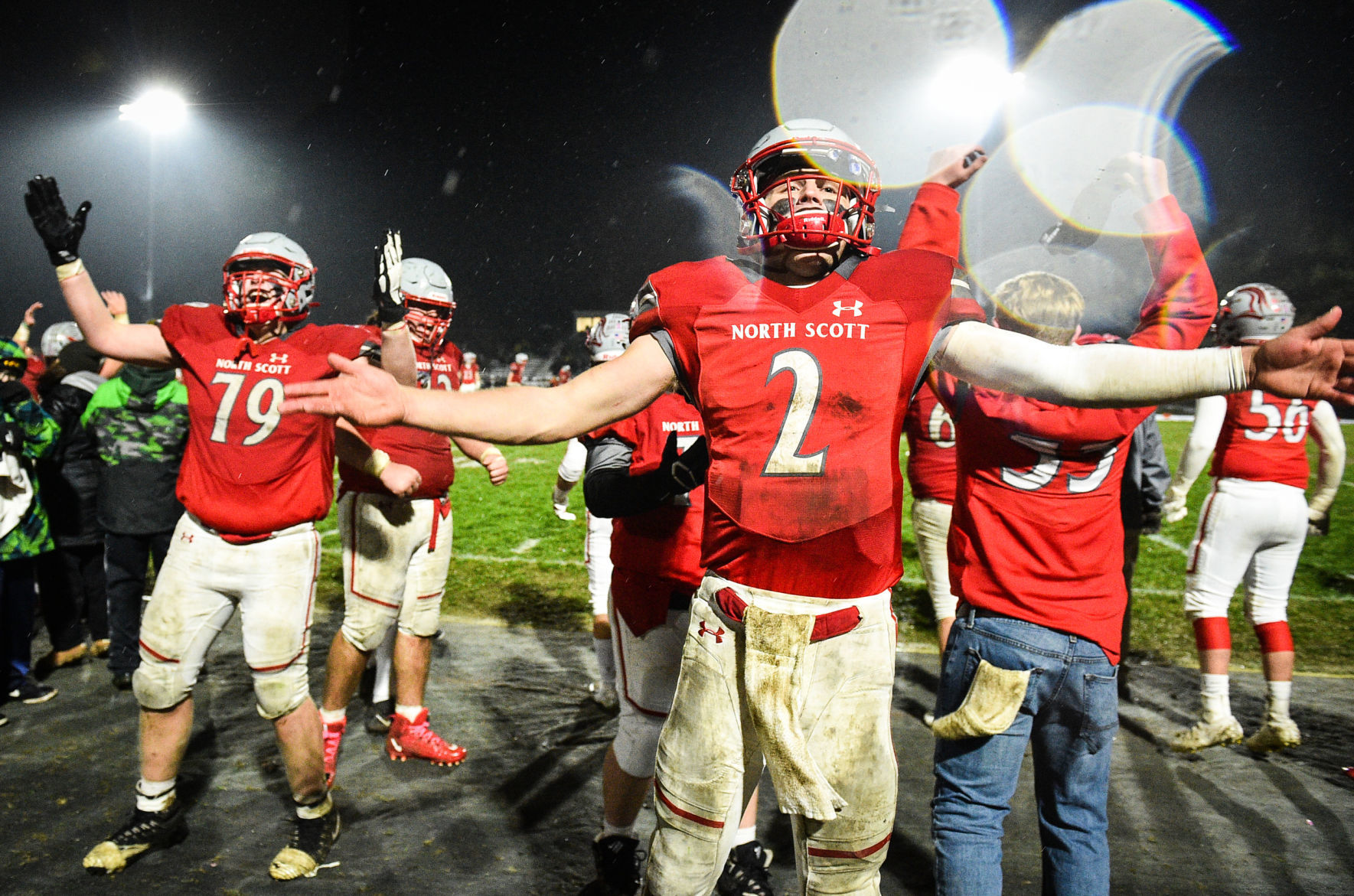110119-qct-spt-ns-xavier-fball-060a.jpg